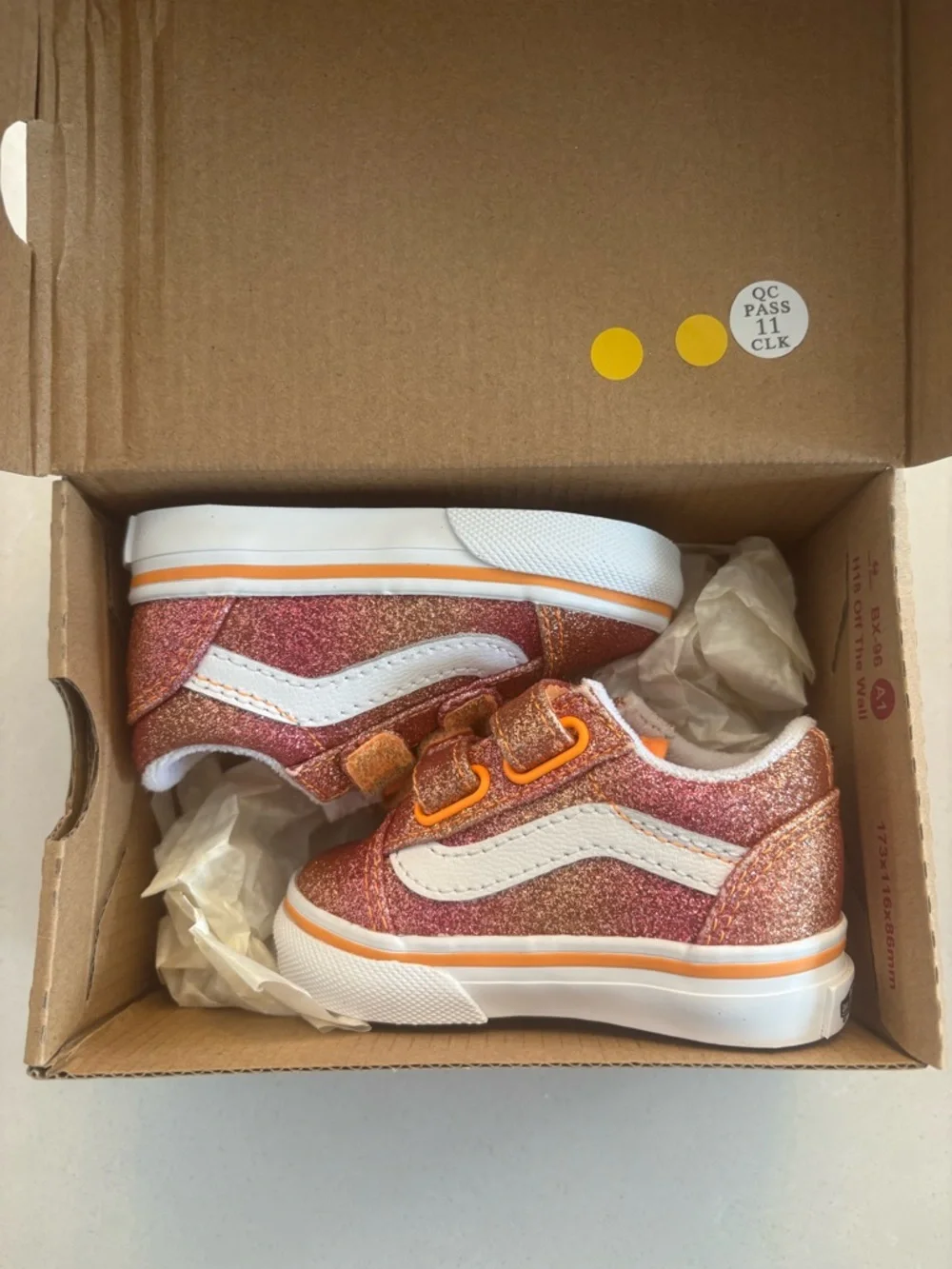 Vans Baby Glitter Sneakers in Sunset - Picture 2 of 5